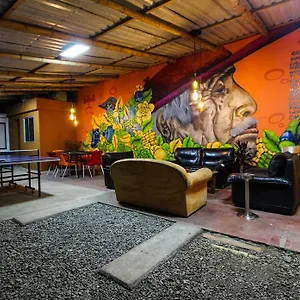 Poblado Park Guest House מלון