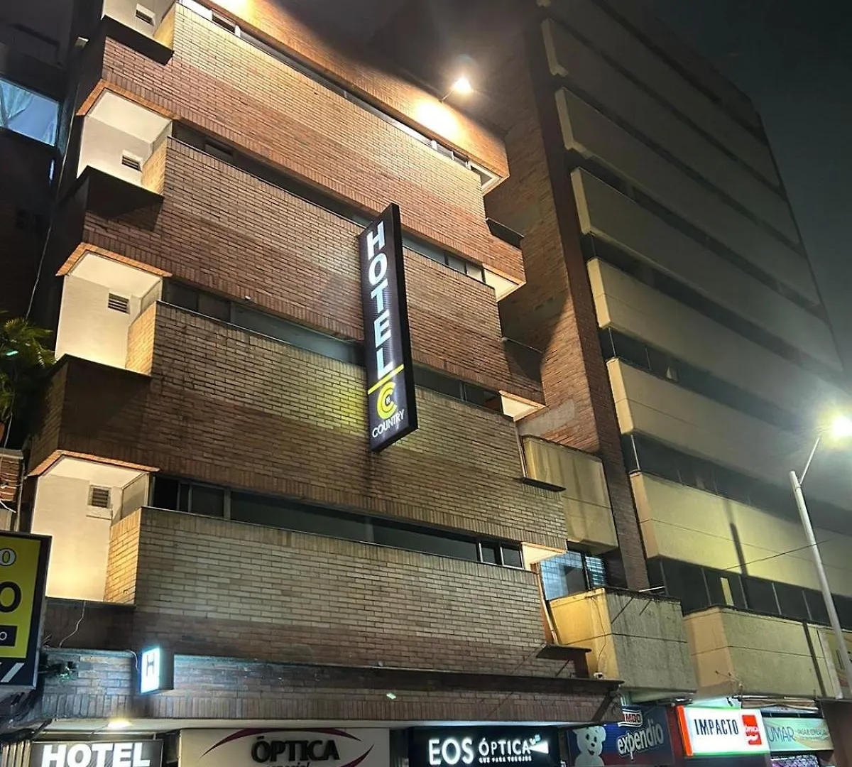 Hotel Country Medellin contacts